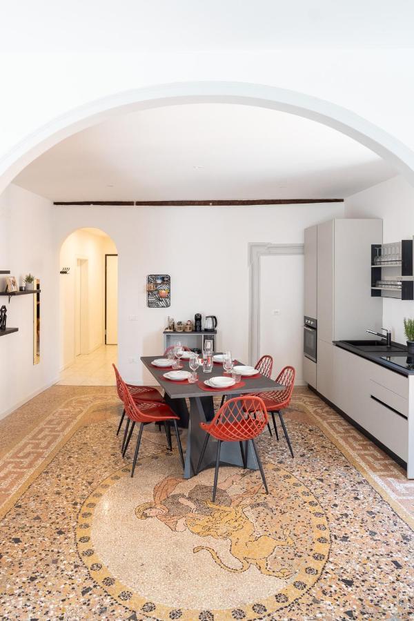 Suite Antico Seminario Verona Bagian luar foto